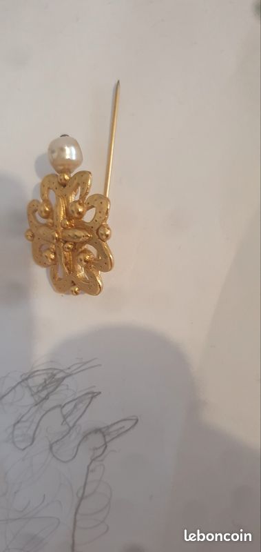 Broche balenciaga (image 3)