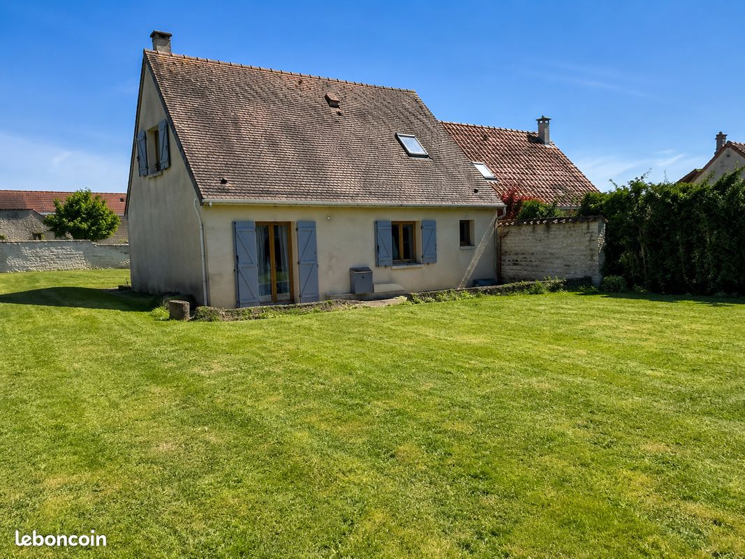 Maison 5 pièces 84 m² · à Courville-sur-Eure · 84 m² · 149 900 €