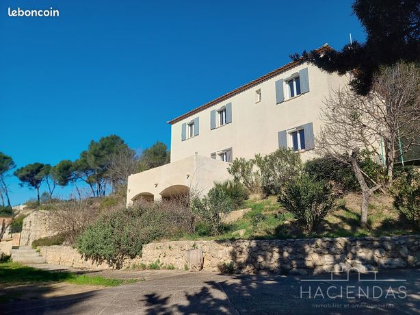 Villa 7 pièces 171 m²