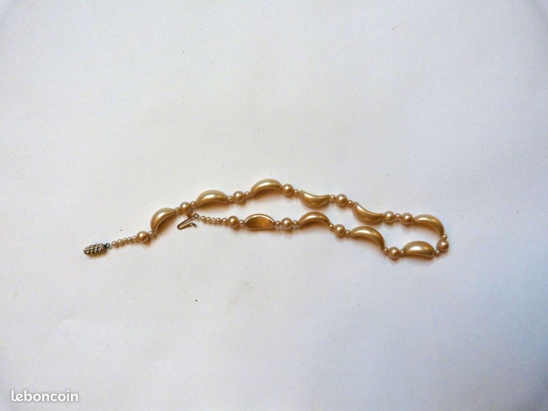 Collier ras du cou (image 1)