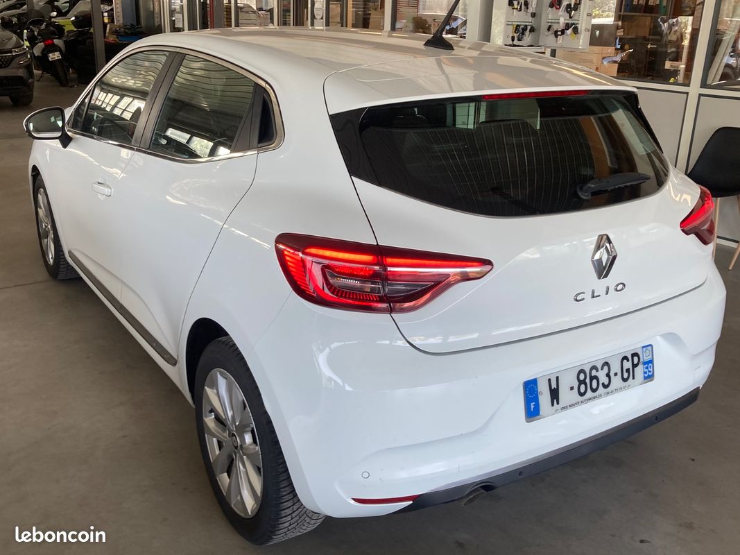 Renault clio 5 0,9 tce 90 cv intens 12/2021 garantie 12 mois reprise possible (image 4)