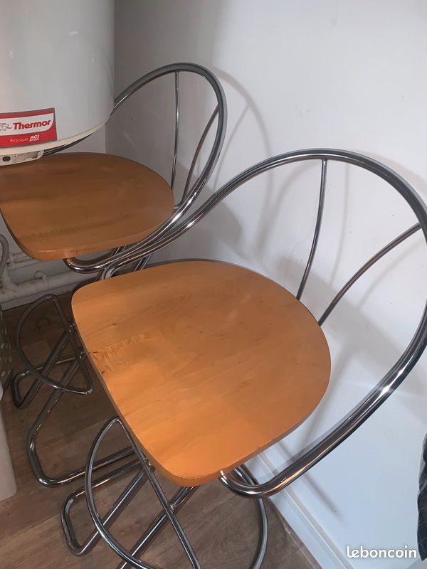 Chaises hautes (image 1)