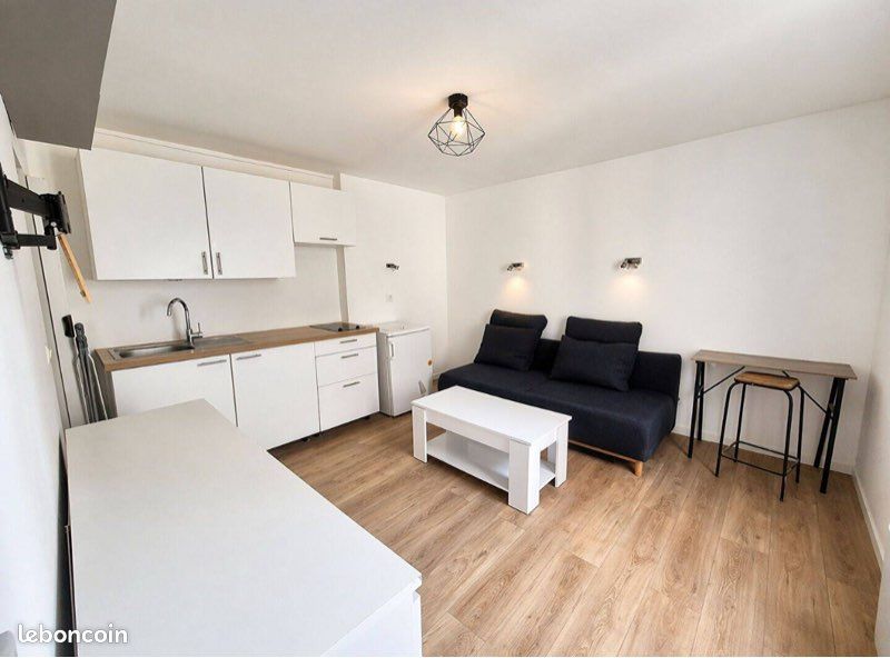 Appartement 1 pièce 16 m² · à Paris · 15,5 m² · 600 €