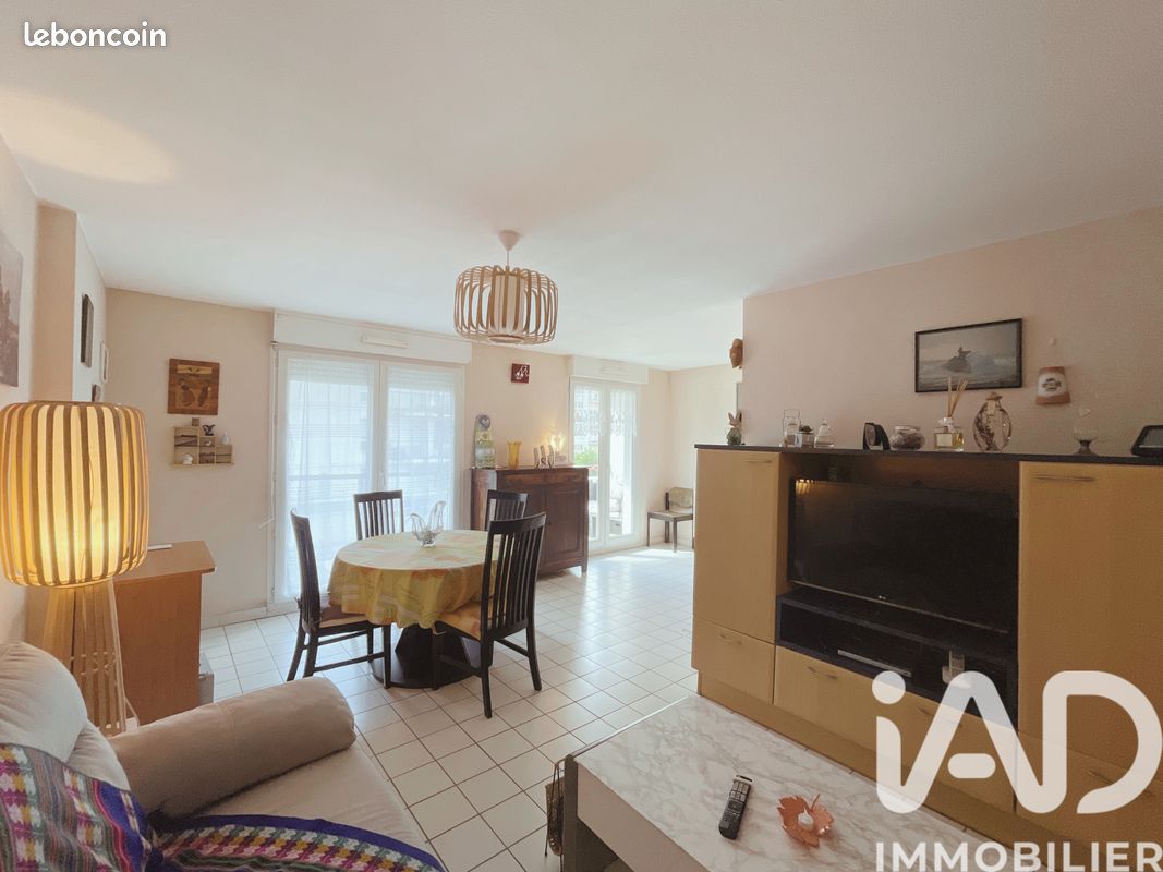 Appartement 3 pièces 66 m² · à Grenoble · 66 m² · 145 000 €
