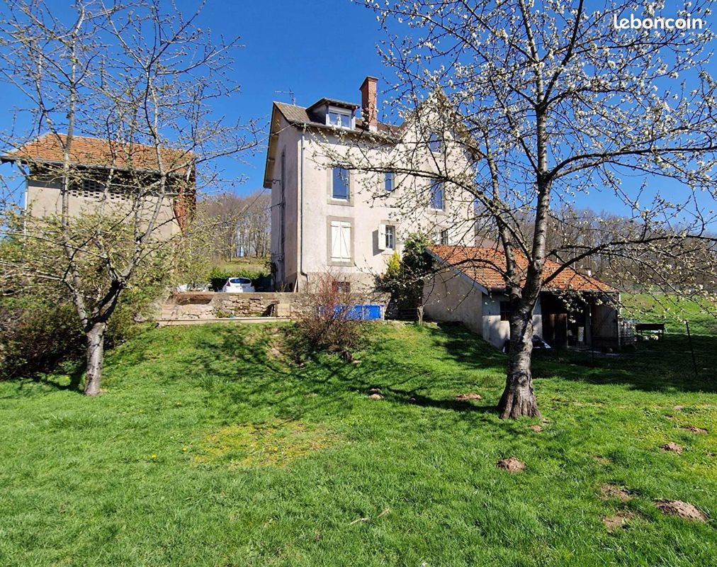 Appartement 6 pièces 158 m² · à Saint-Dié-des-Vosges · 158 m² · 124 900 €