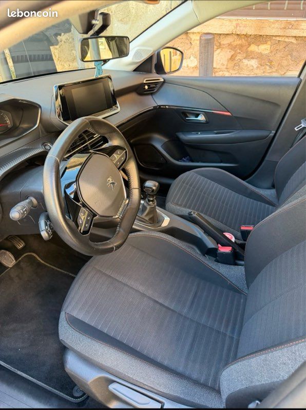 PEUGEOT 208 blueHDI S&S pack ALLURE (image 2)