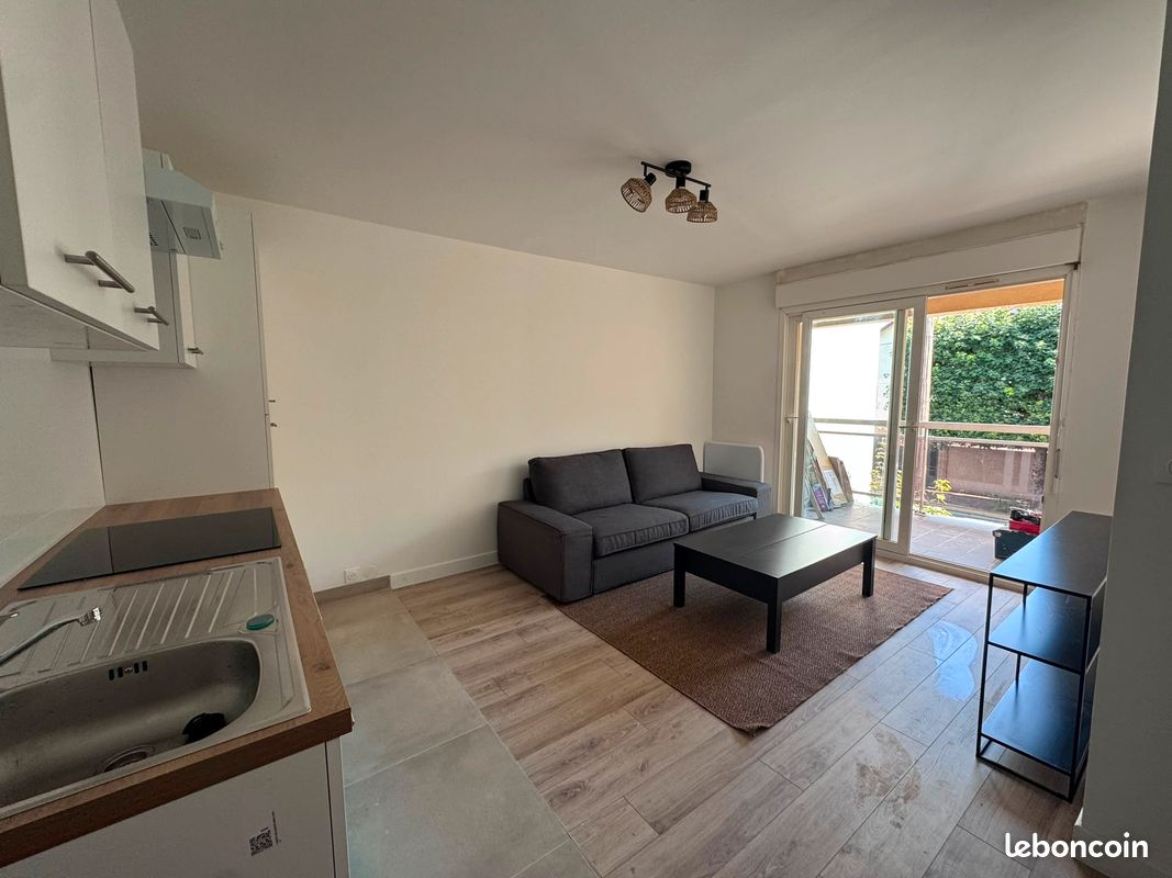 Appartement 2 pièces 31 m² · à Athis-Mons · 30,5 m² · 950 €
