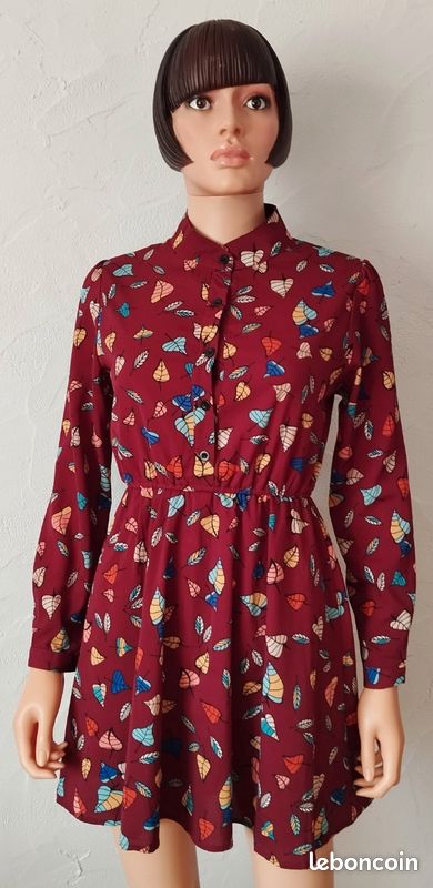 Robe 34 bordeaux imprimée feuilles (image 5)