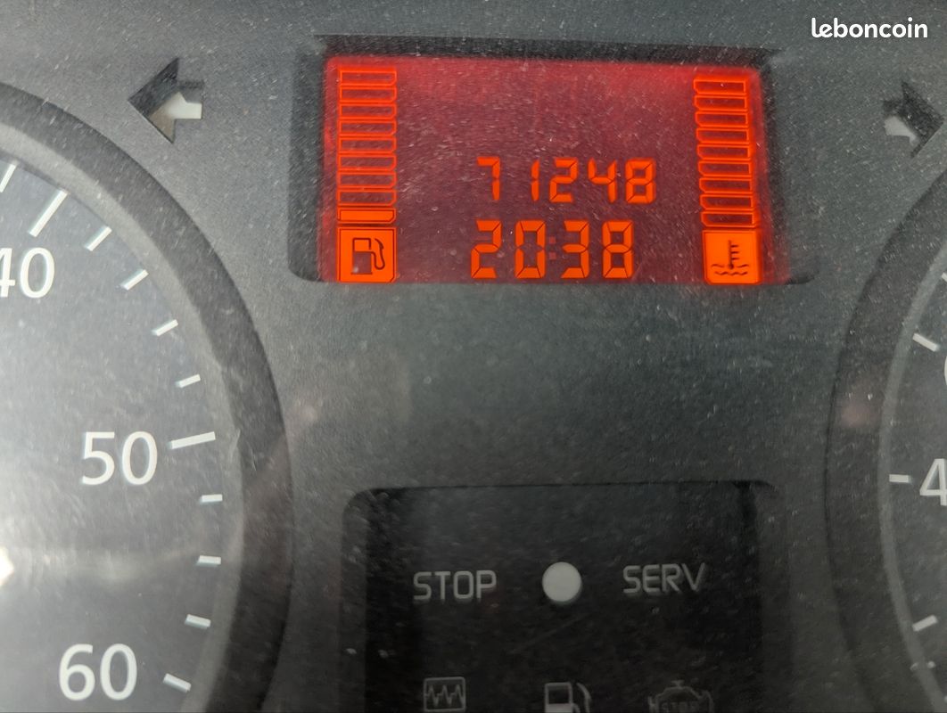 Magnifique renault trafic l1h1 1.9dci 82cv occamobile 64 pau (image 5)