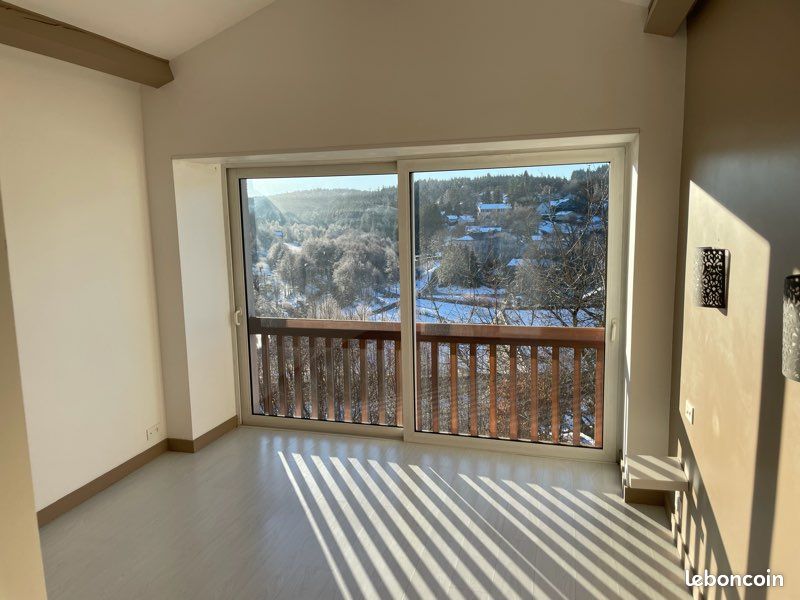 Maison 7 pièces 220 m² · à Le Chambon-sur-Lignon · 220 m² · 345 000 €