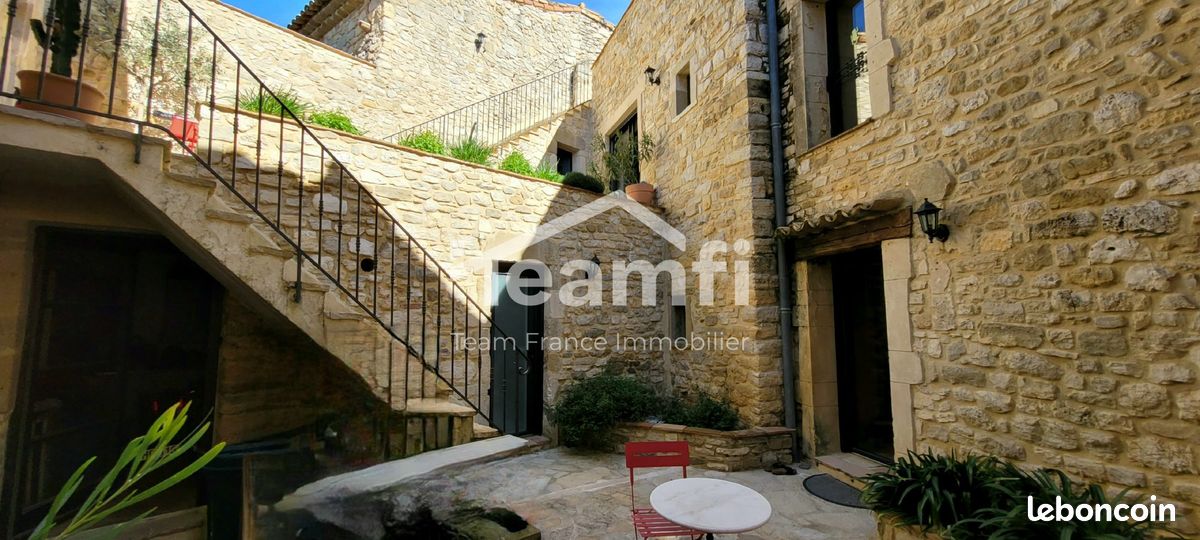 Maison 6 pièces 152 m² · à Uzès · 152 m² · 375 000 €
