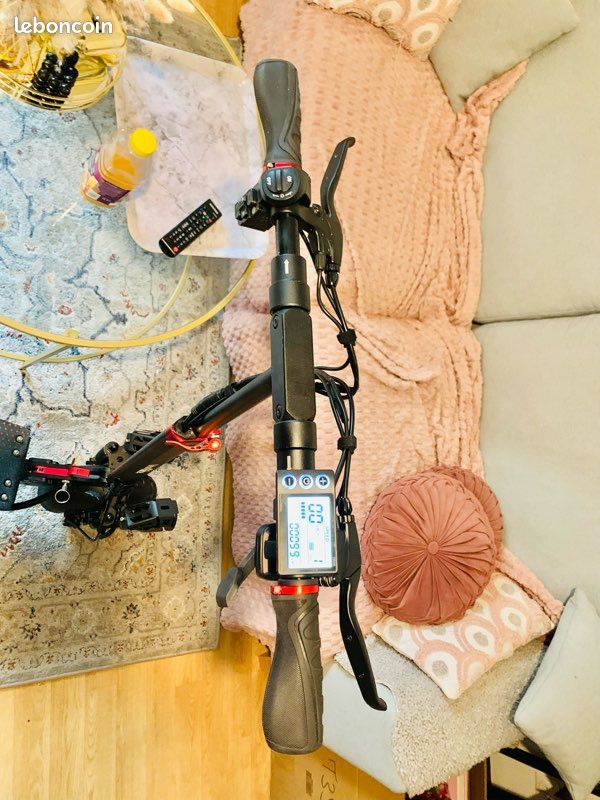 Trottinette électrique urbanglide ecross max 2 x 2 avec deux moteurs (image 10)