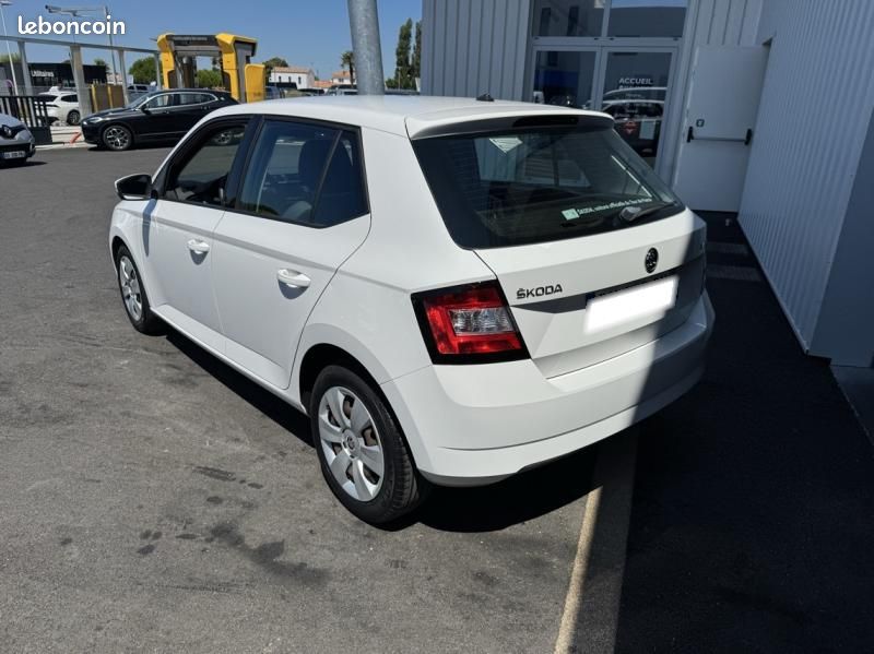 Skoda Fabia 1.0 MPI 60ch Active Greentec (image 5)