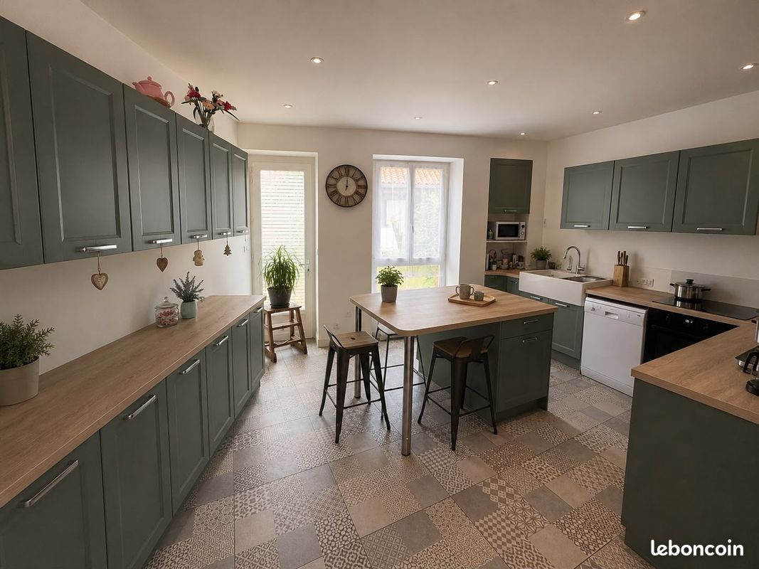 Maison 4 pièces 98 m² · à Lathus-Saint-Rémy · 98 m² · 149 000 €