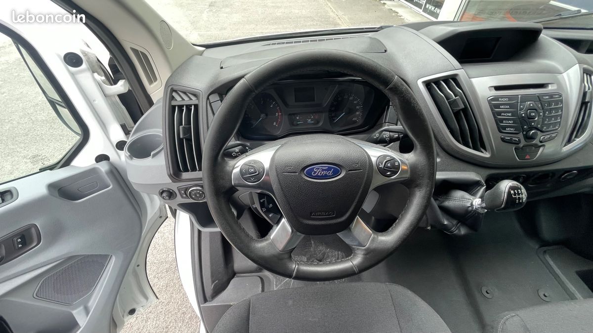 Ford transit vu fourgon 2t t290 2.0 tdci 130 l2h2 ambiente - prix ht 12 075 eur - tva recuperable (image 4)