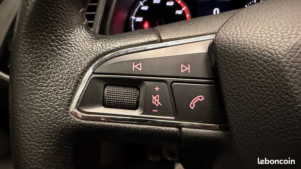 SEAT Leon 1.2 TSI 110 STYLE START-STOP + DASHCAM (image 27)