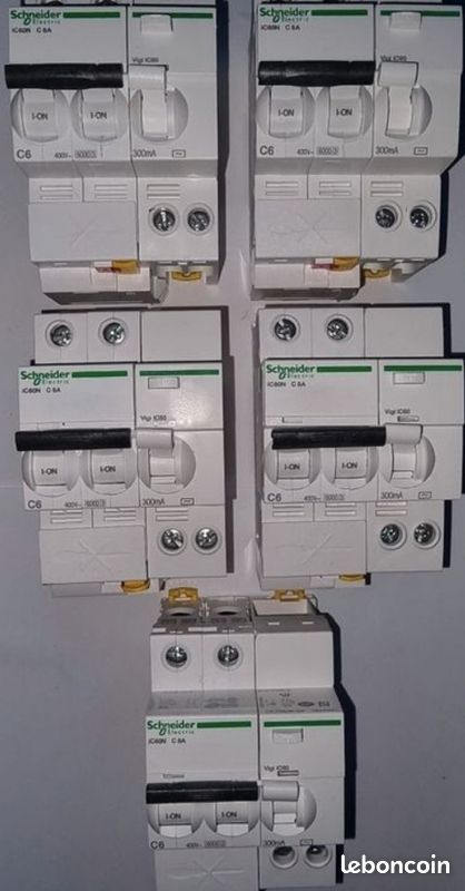 5 Disjoncteur DT40 - 16A - 3P+N - Courbe C Bloc différentiel Vigi DT40 - 30mA - Type AC Schneider Electric (image 3)