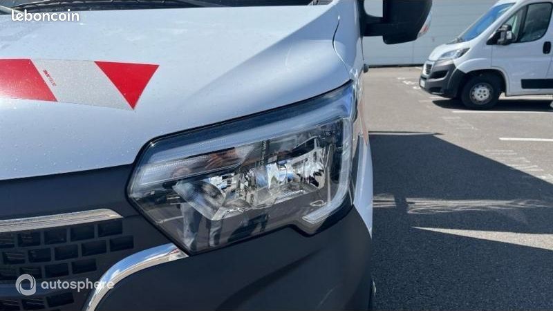 Renault Master Véhicule utilitaire ou Société RJ3500 L2 2.3 Blue dCi PAF AR court 130ch Confort EuroVI (image 8)