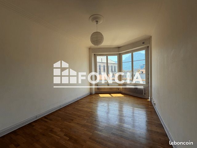 Appartement 1 pièce 28 m² · à Grenoble · 28 m² · 478 €