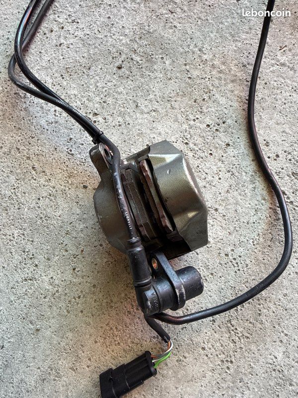 Étrier + maître cylindre + capteur ABS Ducati 1098 S (image 3)