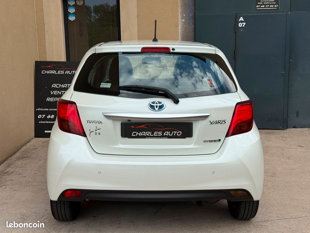 Toyota Yaris HSD 100h Dynamic 5p / 1ere main / Garantie 12 mois (image 12)