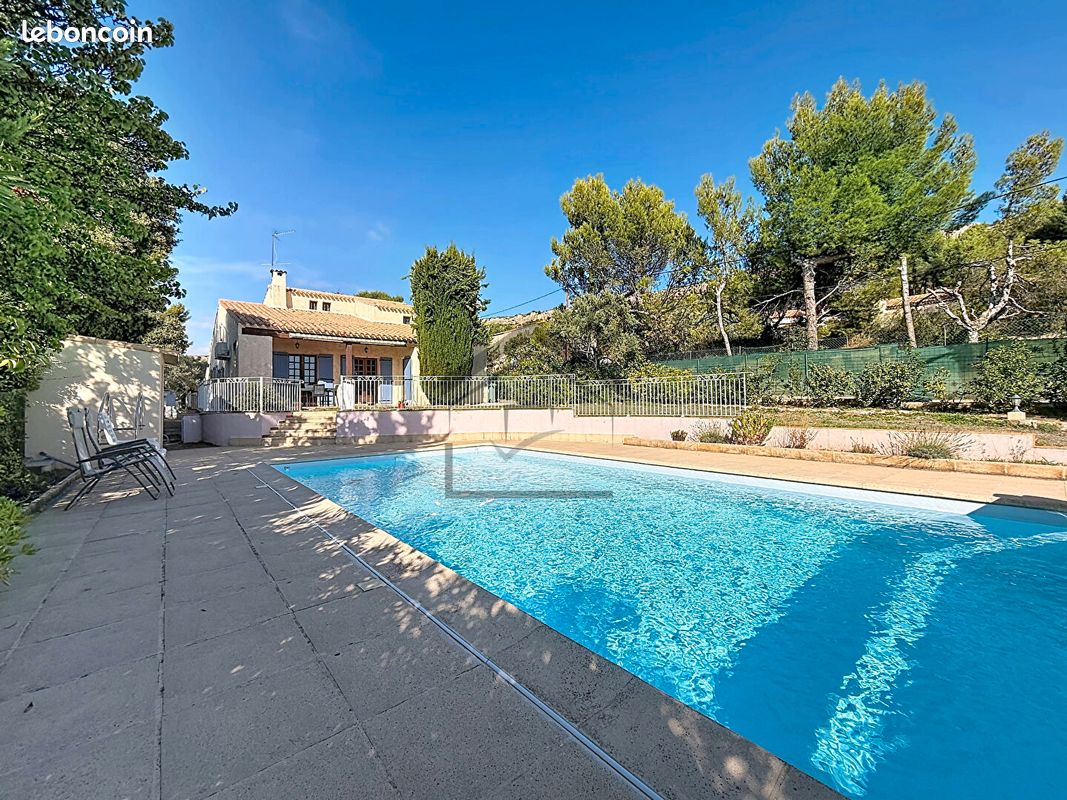 Maison 7 pièces 209 m² · à Vitrolles · 209 m² · 695 000 €