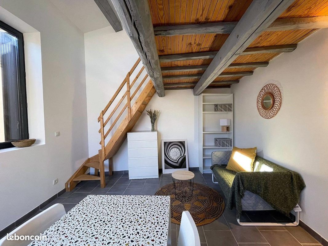 Appartement 2 pièces 27 m² · à Nîmes · 27 m² · 530 €