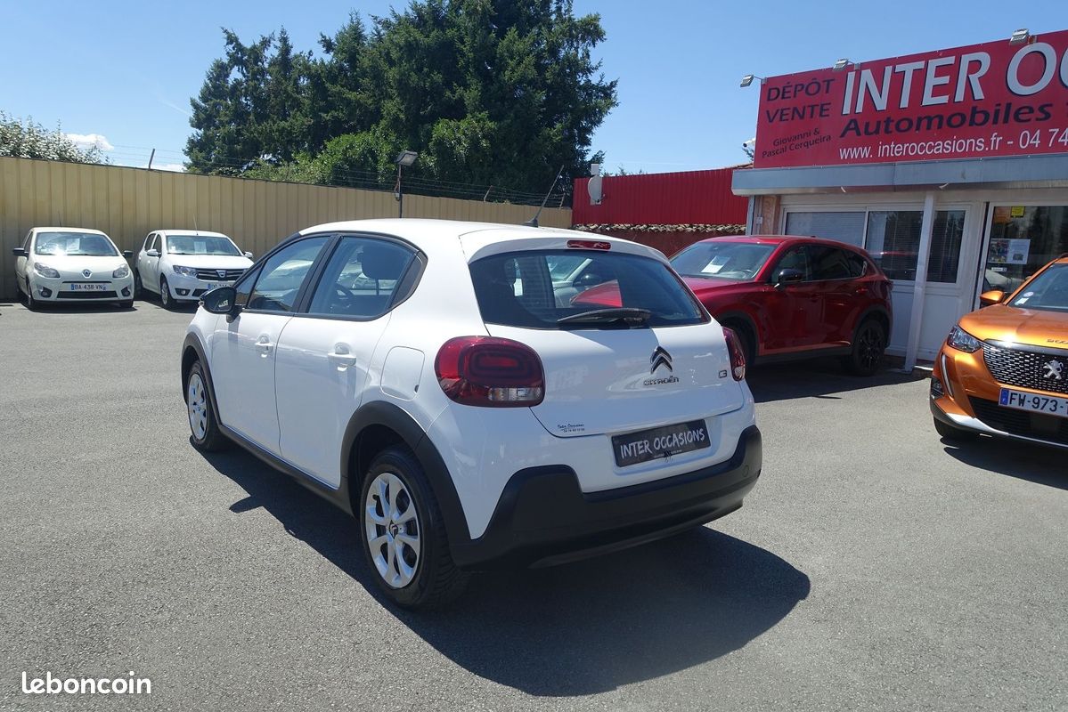 Citroen C3 STE 1.2 PURETECH 83CH S&S FEEL NAV (image 8)