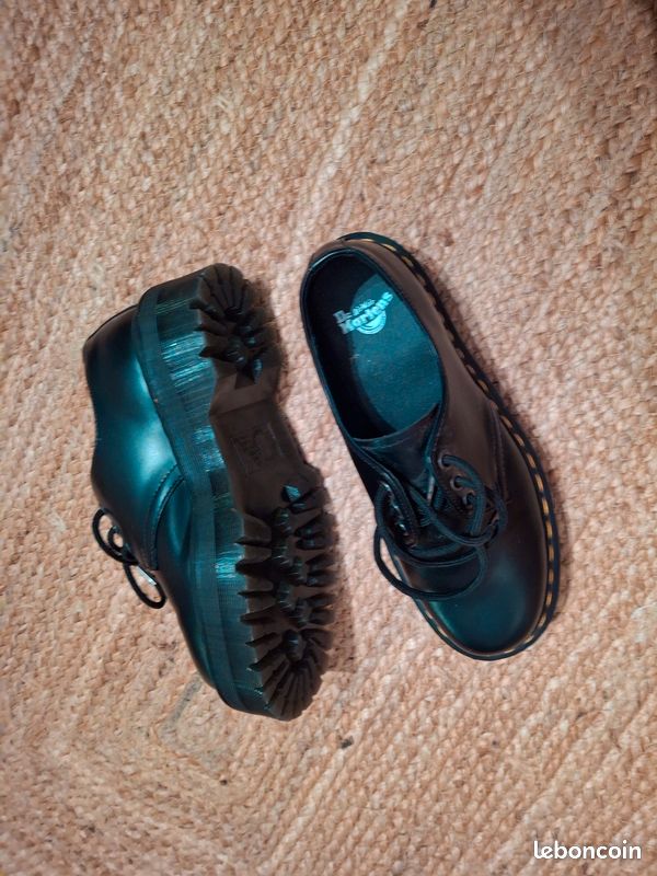 Doc Martens (image 8)