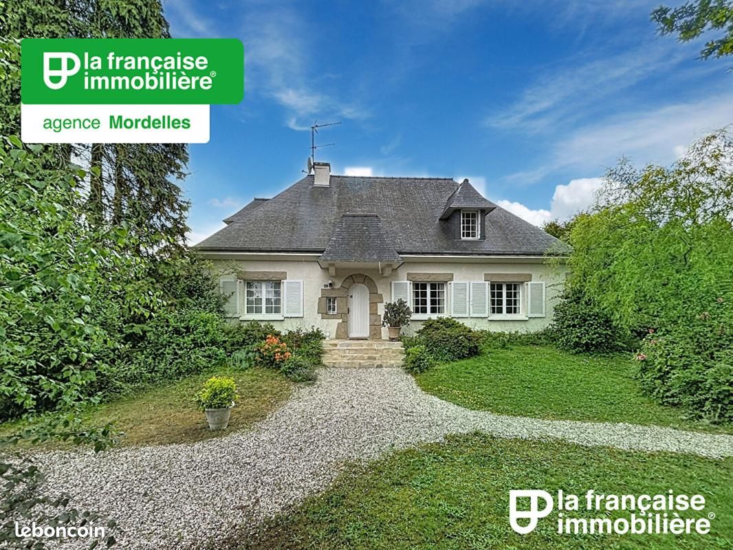 Maison 8 pièces 213 m² · à Mordelles · 213 m² · 498 000 €