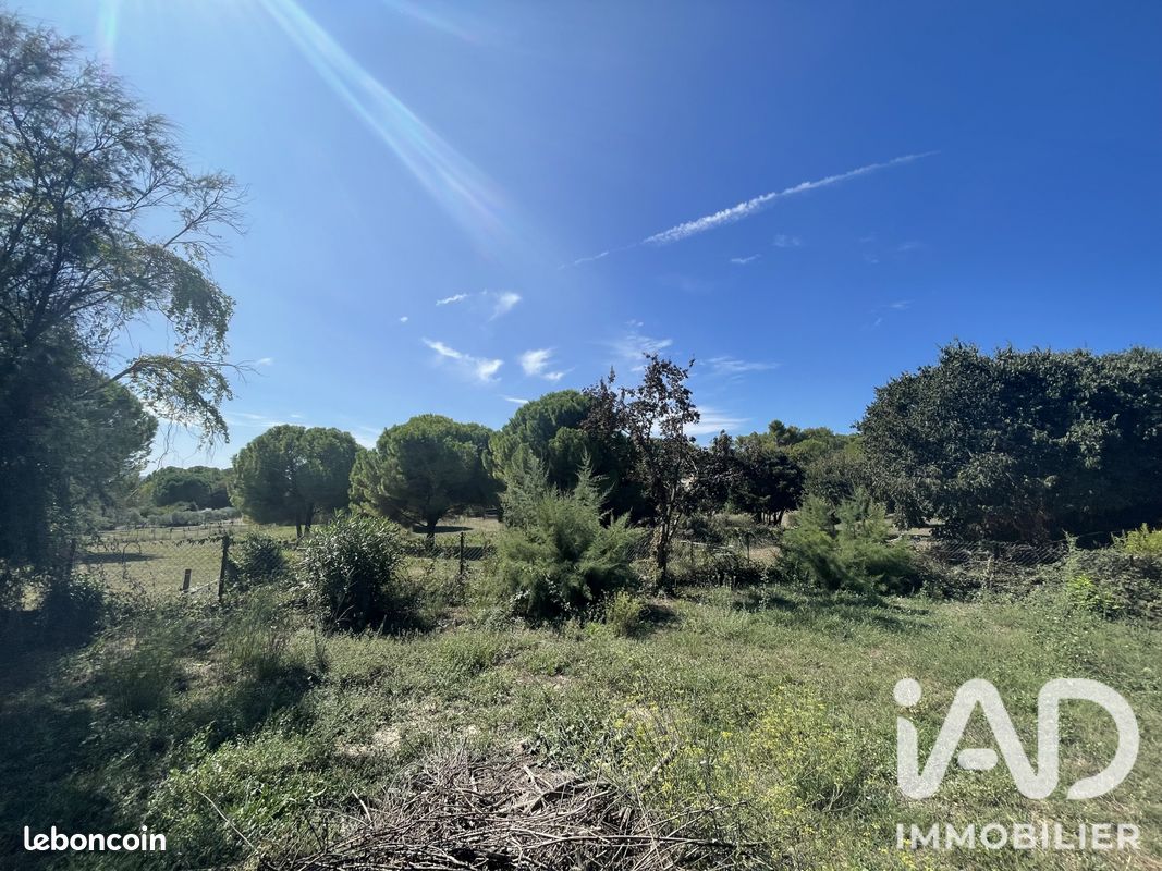 Terrain 817 m² · à Aigues-Vives · 817 m² · 230 000 €