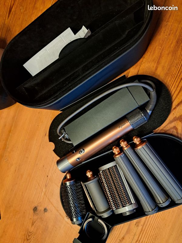 Coffret dyson complet (image 1)