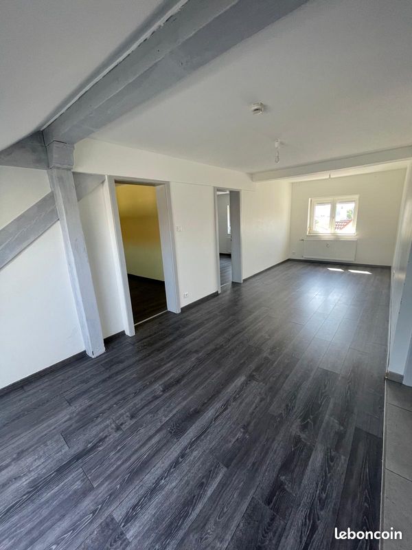 Appartement 3 pièces 88 m² · à Saint-Louis · 88 m² · 1 190 €