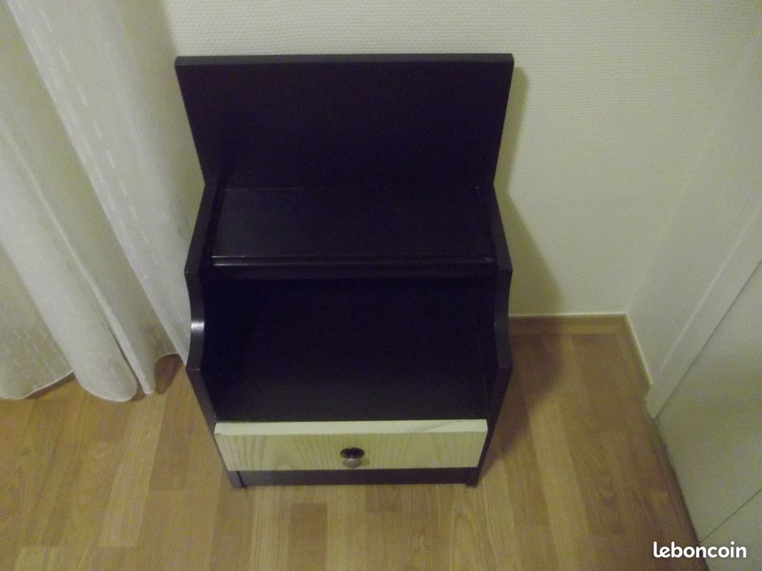 Table de nuit (image 2)