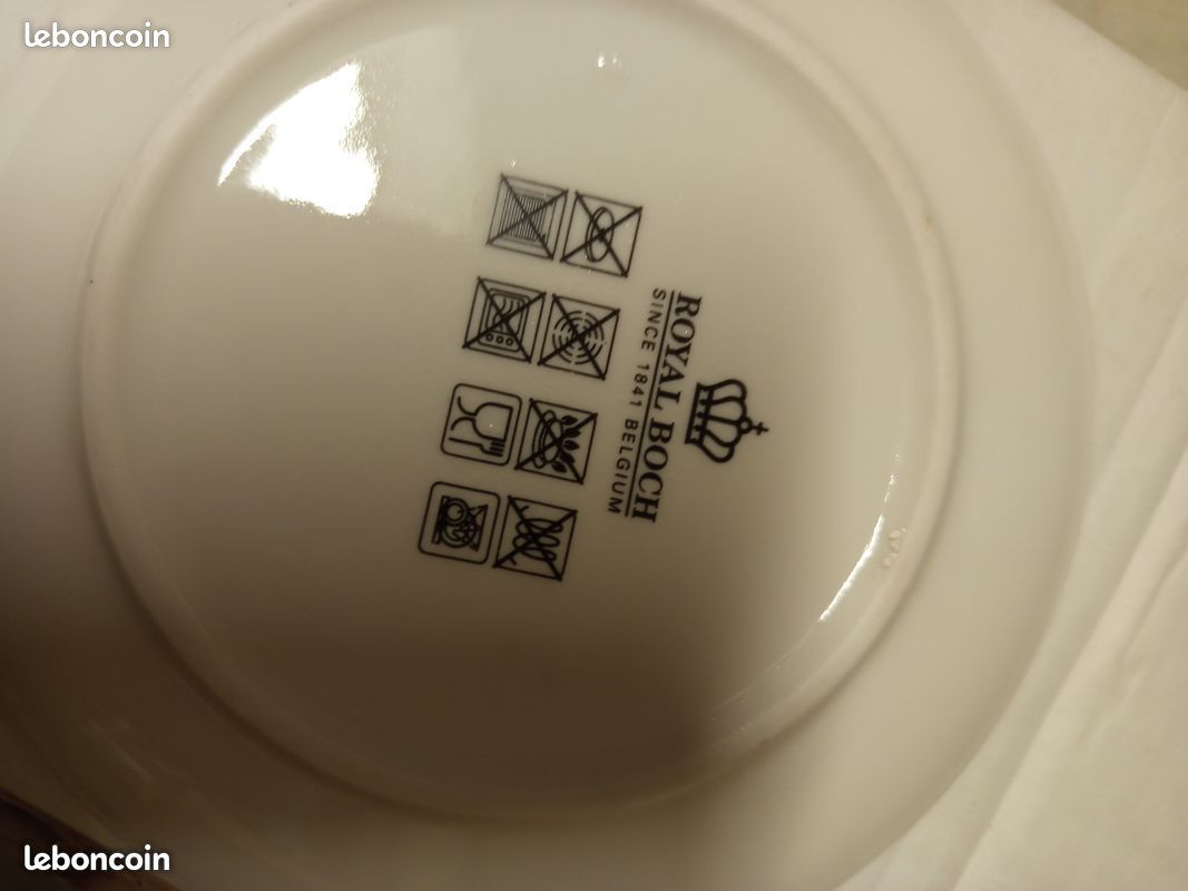 Lot de 12 ASSIETTES vintage royale boch NEUVES porcelaine (image 4)