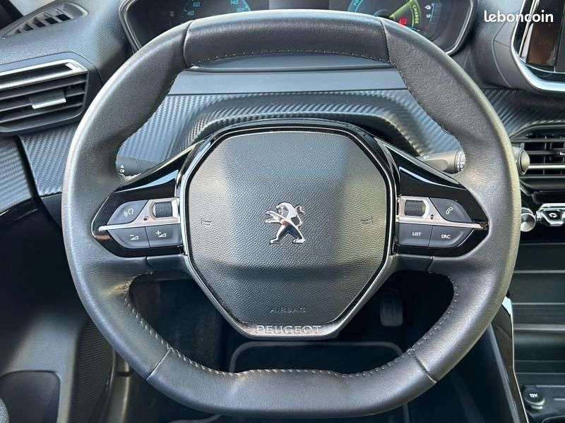 Peugeot 208 e-208 136ch Style (image 13)