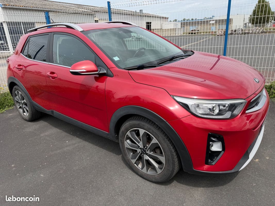 KIA STONIC Launch Edition 1.0L 120 CH BVM6 STONIC Launch Edition 1.0L 120 CH BVM6 (image 1)