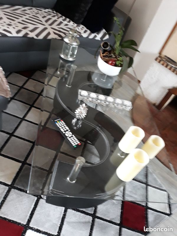 Table de salon (image 1)