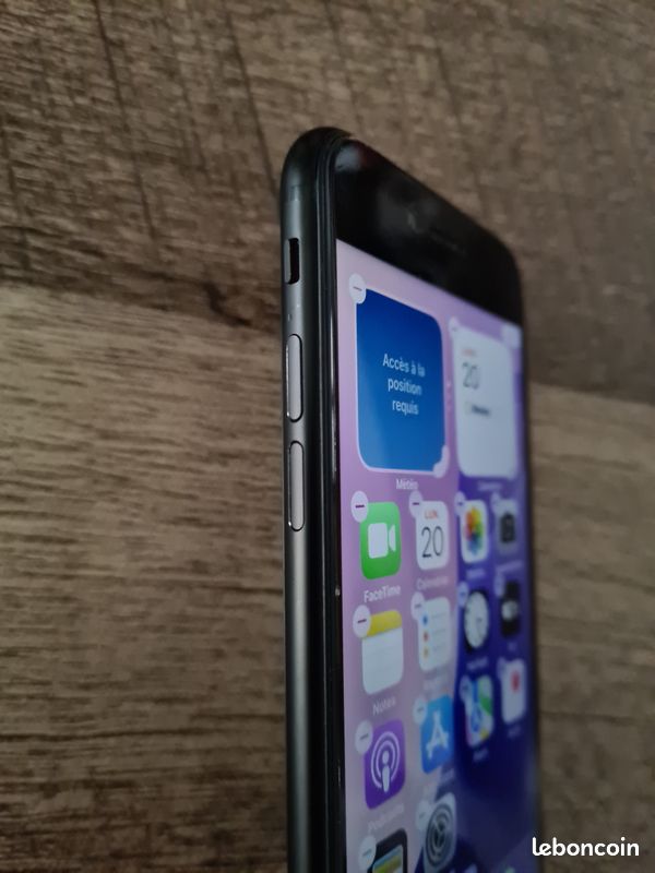 IPhone SE 2eme génération 64G (image 2)