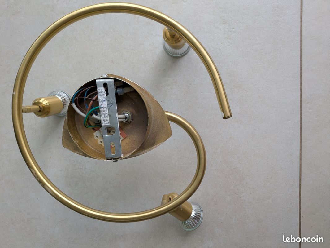 Plafonnier métal doré 3 lampes (image 3)