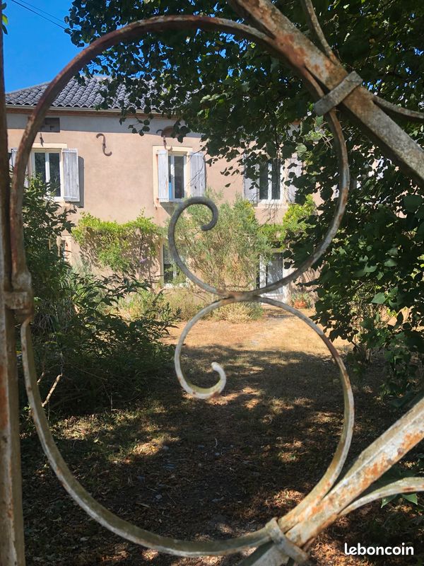 Maison 12 pièces 320 m² · à Tanus · 320 m² · 289 000 €