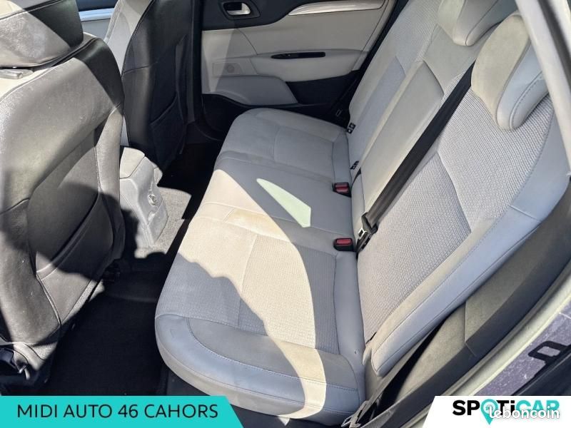 Citroen C4 1.6 VTi 120ch Exclusive MOTEUR BMW DISTRIBUTION A CHAINE (image 10)
