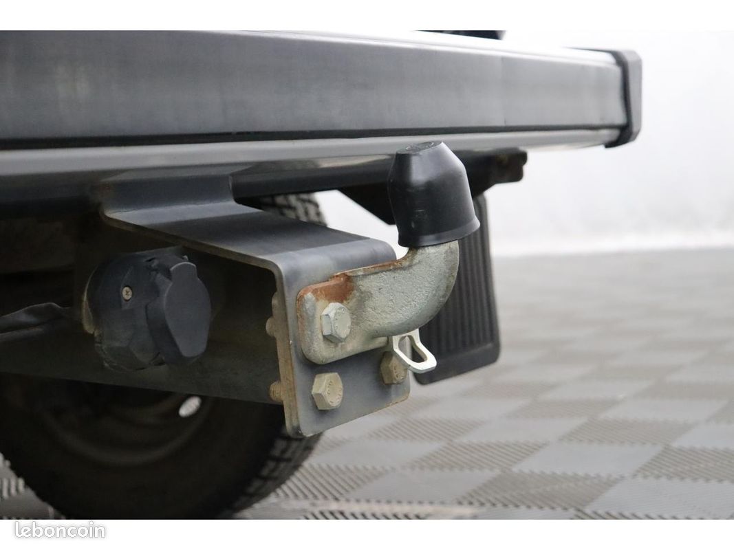 LADA NIVA 1.7i - 81 Utlilitaire (image 22)