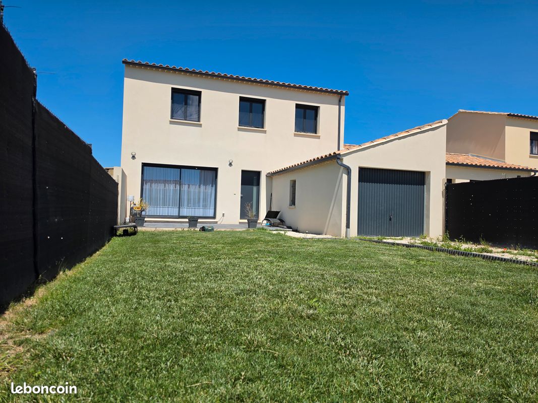 Maison 5 pièces 92 m² · à Caumont-sur-Durance · 92 m² · 300 000 €