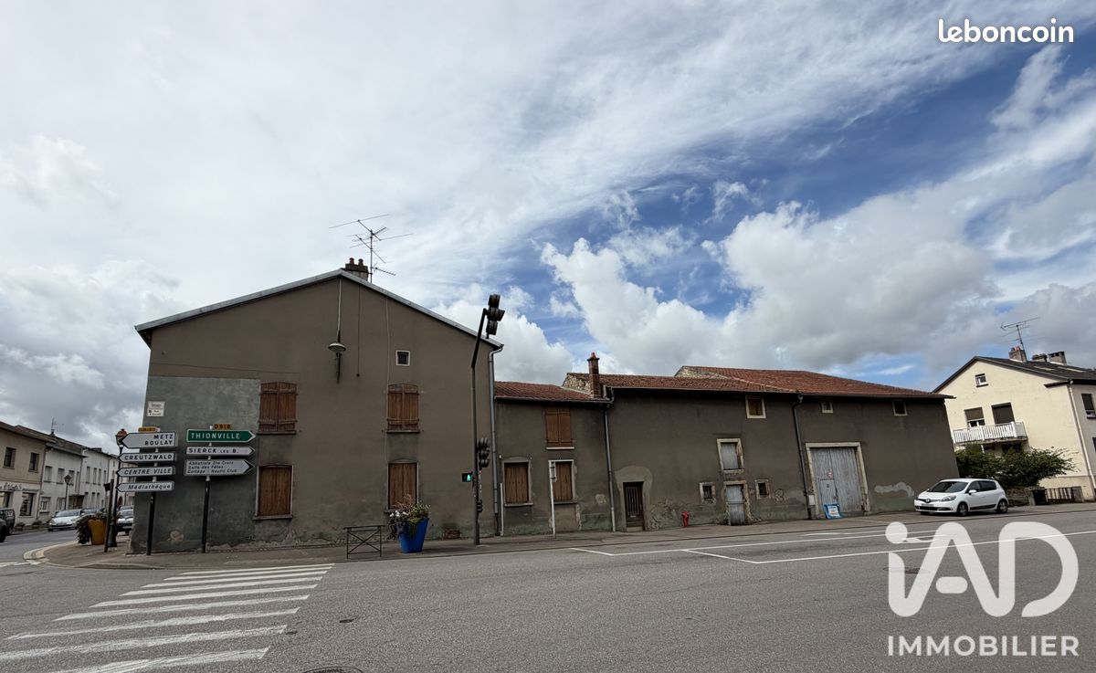 Immeuble 450 m² · à Bouzonville · 450 m² · 135 000 €