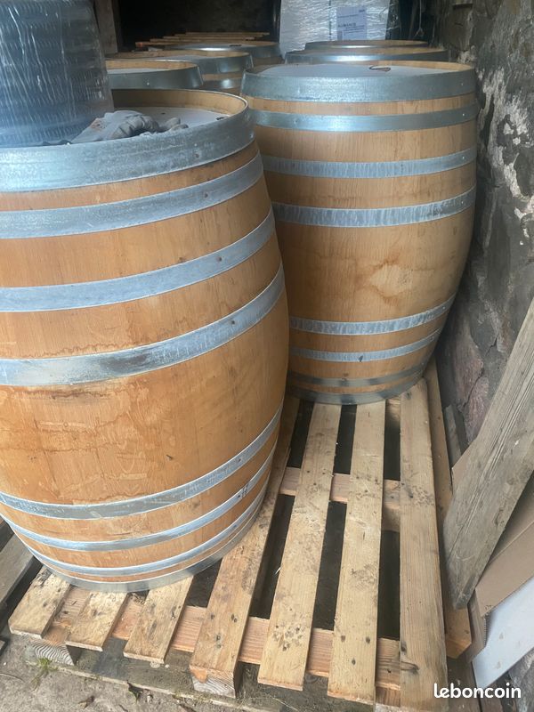 Fût tonneau en Chêne de Tronçais (image 1)