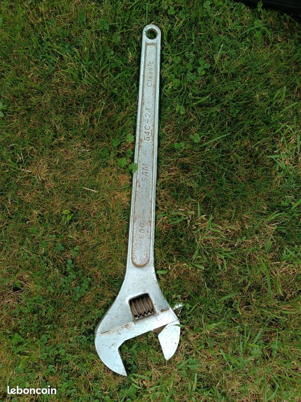 Clé a molette (image 3)
