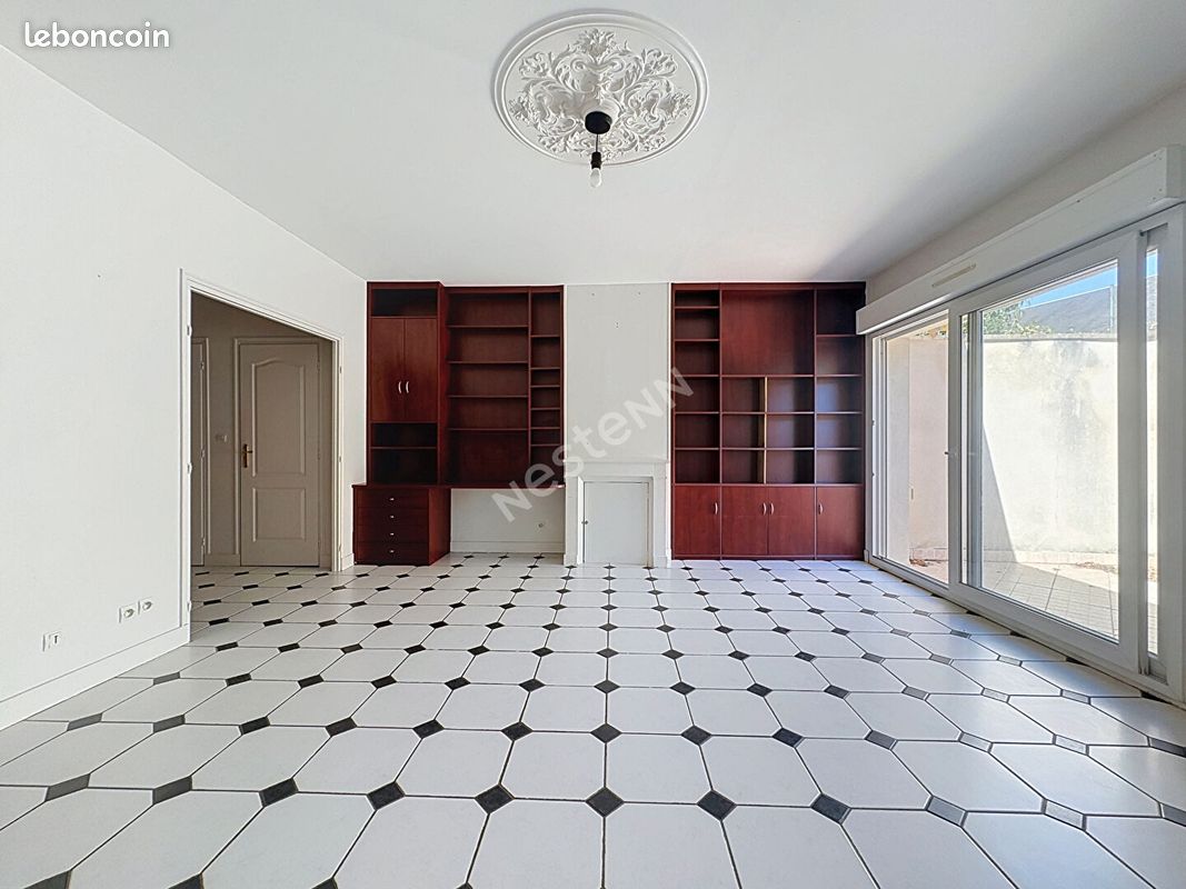Maison 5 pièces 117 m² · à Tours · 117 m² · 450 000 €