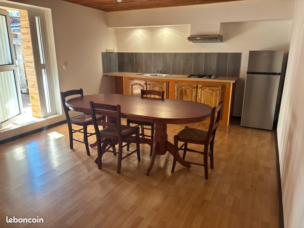 Appartement 2 pièces 51 m² · à Le Tampon · 51 m² · 750 €