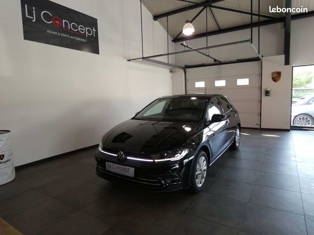 Volkswagen Polo VI (2) 1.0 TSI 95 ch DSG7 Style - 1°Main - Origine France - Suivi Volkswagen - 25'250 km - Sièges AV chauffants - Digital Cockpit - Matrix Led - ACC - Jantes 16" (image 1)